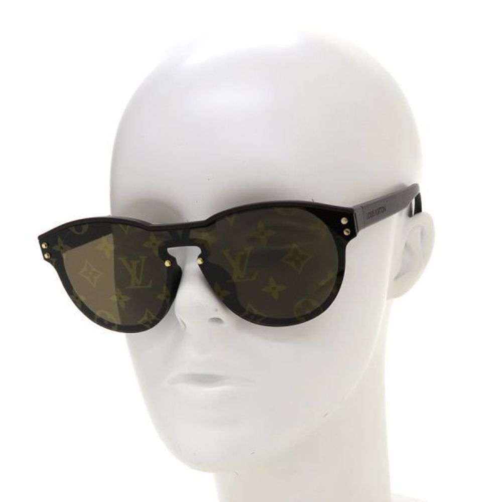 Louis Vuitton LV Waimea Round Sunglasses - Picture 1 of 9